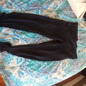 Cropped work out leggings